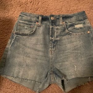 Highest rise mom shorts— NEVER WORN